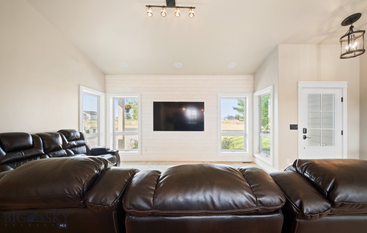 20 Star View Drive Property Photo 16