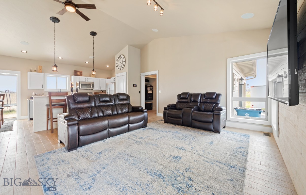 20 Star View Drive Property Photo 17