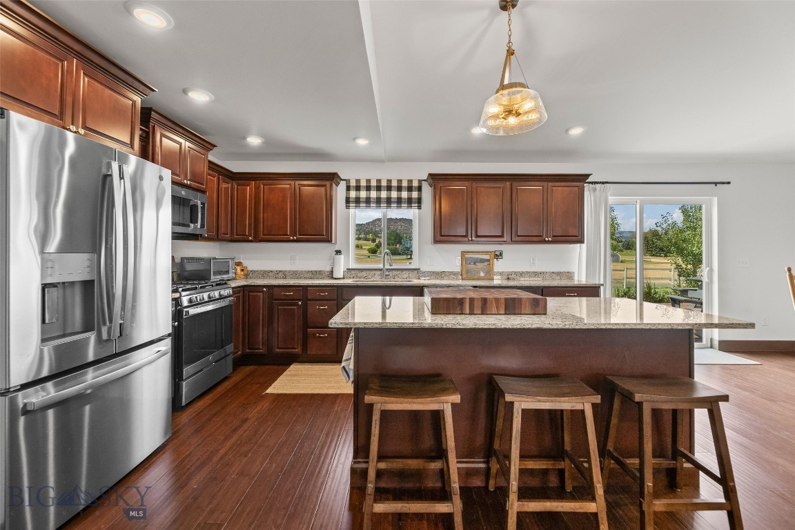 15 Madison Drive Property Photo 10