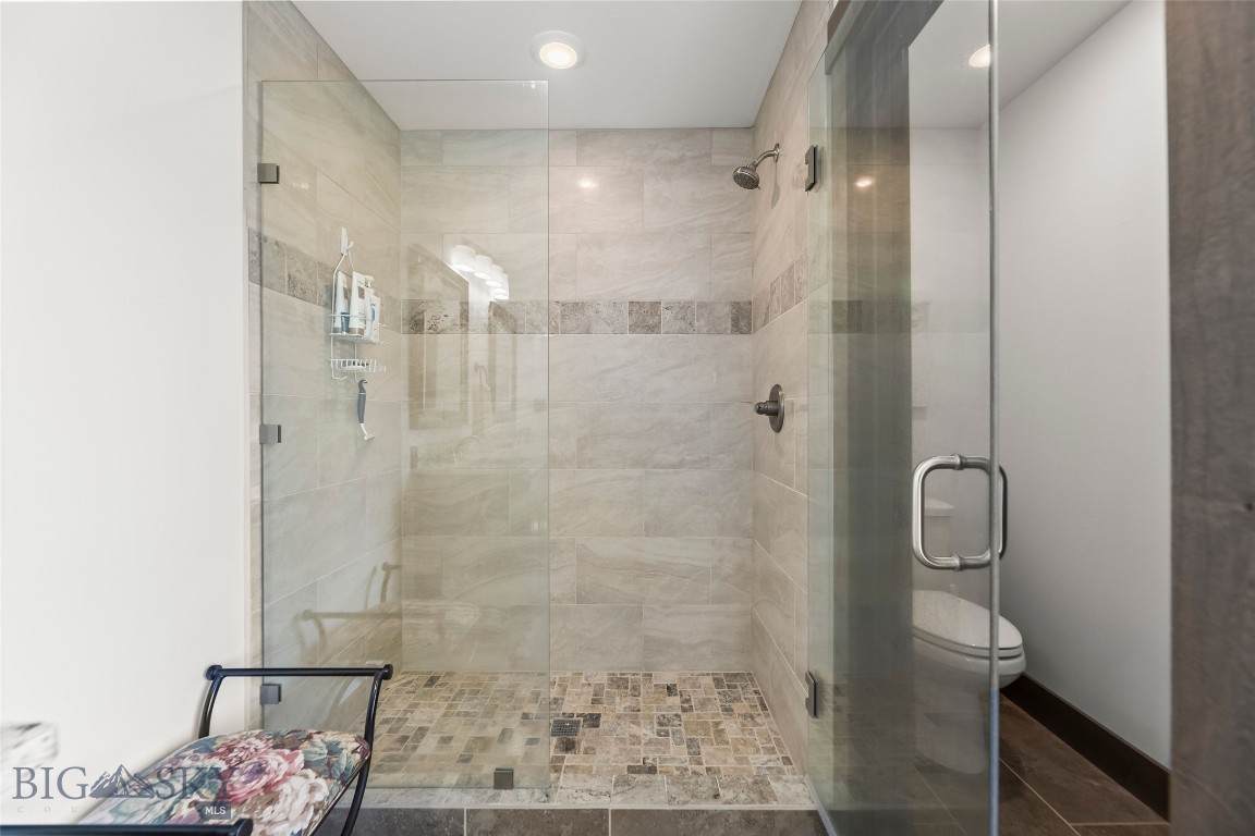 15 Madison Drive Property Photo 29