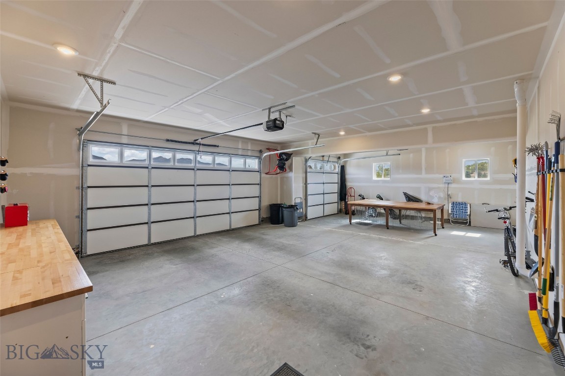 15 Madison Drive Property Photo 39