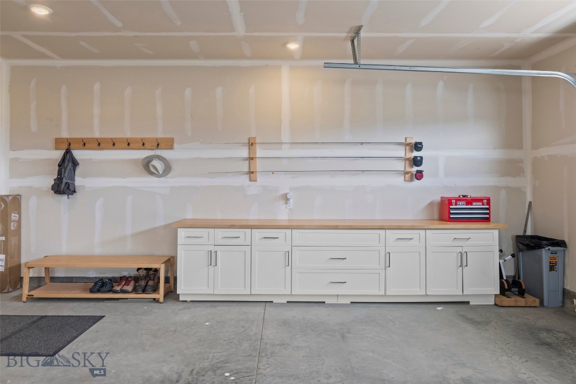 15 Madison Drive Property Photo 40