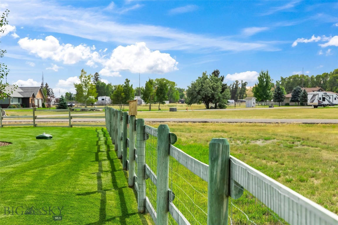 15 Madison Drive Property Photo 59