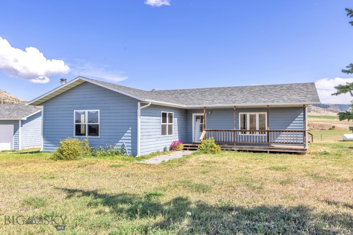 631 Mt Hwy 359 Property Photo 2