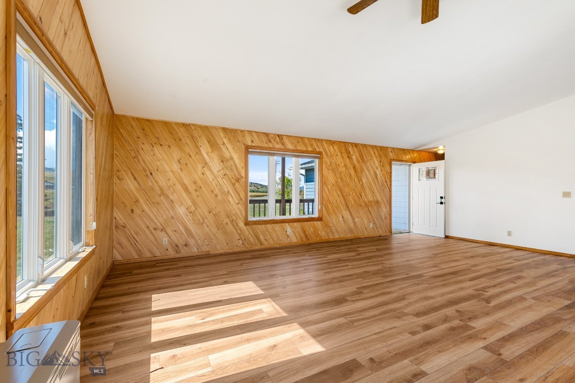 631 Mt Hwy 359 Property Photo 10