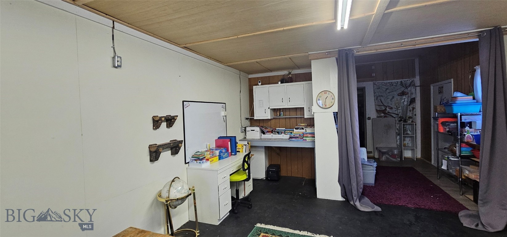 337 E Main Property Photo 23