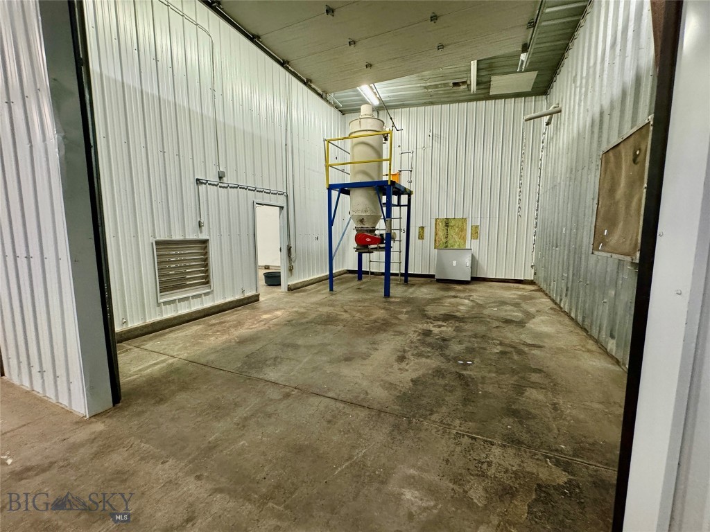 3512 E Bench Road Property Photo 8