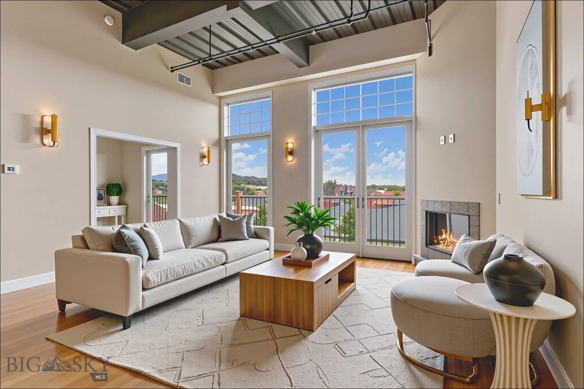 140 Village Crossing 4c Property Photo 1