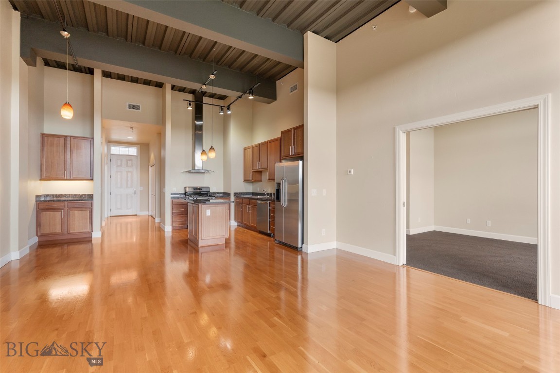 140 Village Crossing 4c Property Photo 10