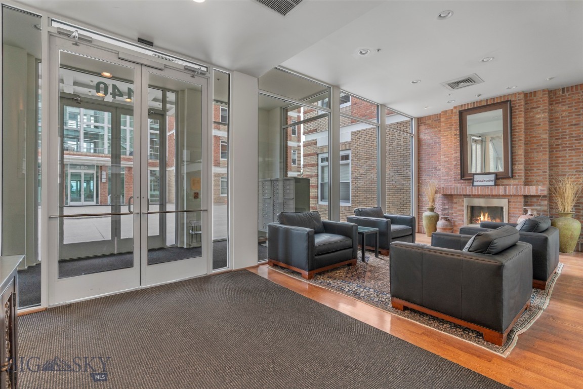 140 Village Crossing 4c Property Photo 50