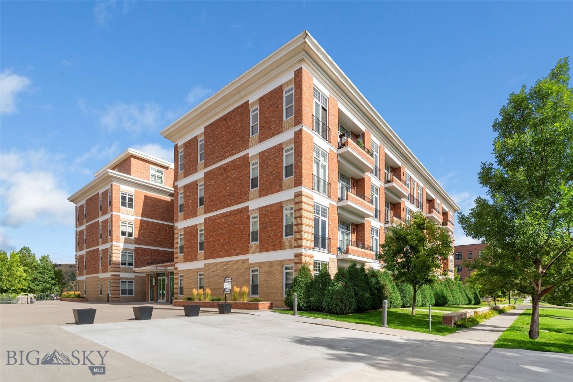 140 Village Crossing 4c Property Photo 54