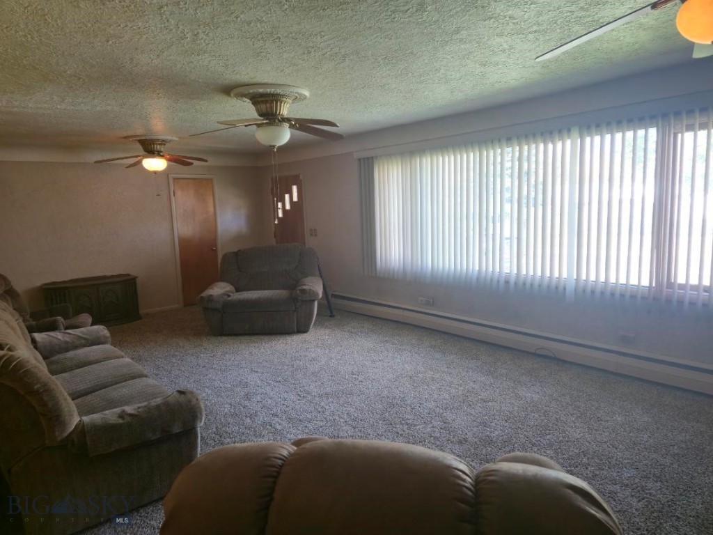 2526 Locust Street Property Photo 13