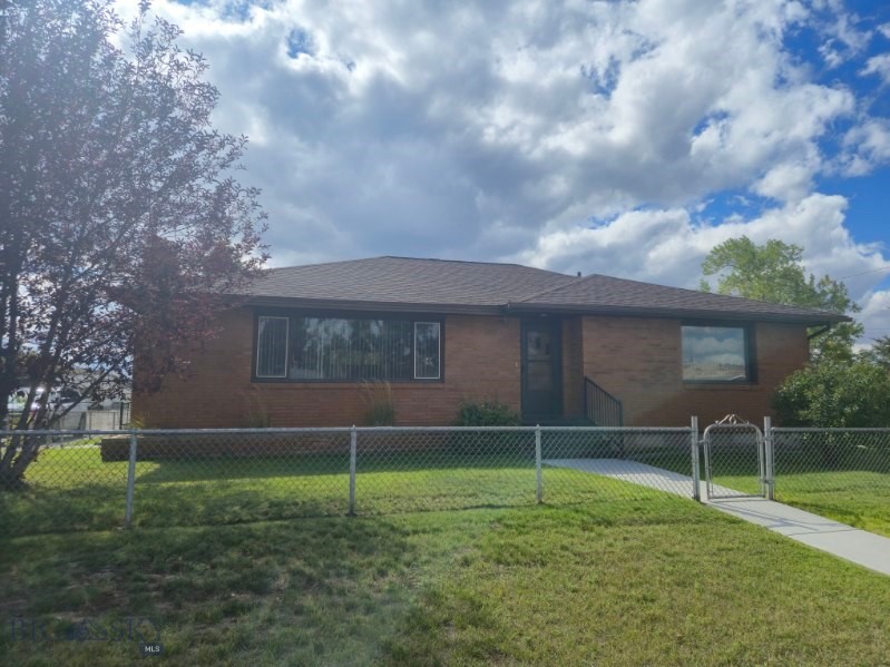 2526 Locust Street Property Photo 42