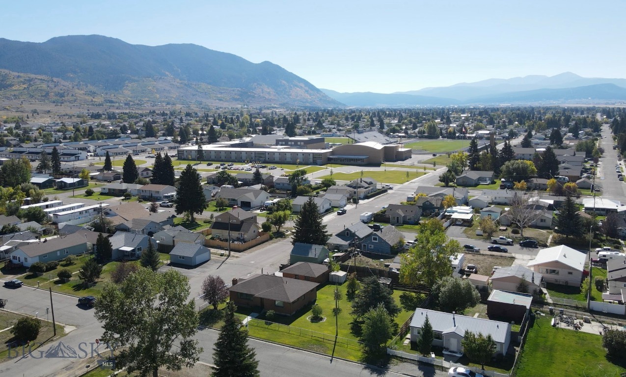 2526 Locust Street Property Photo 47