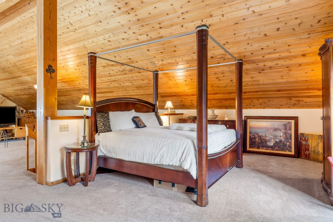 330 Stellar Jay Way Property Photo 19