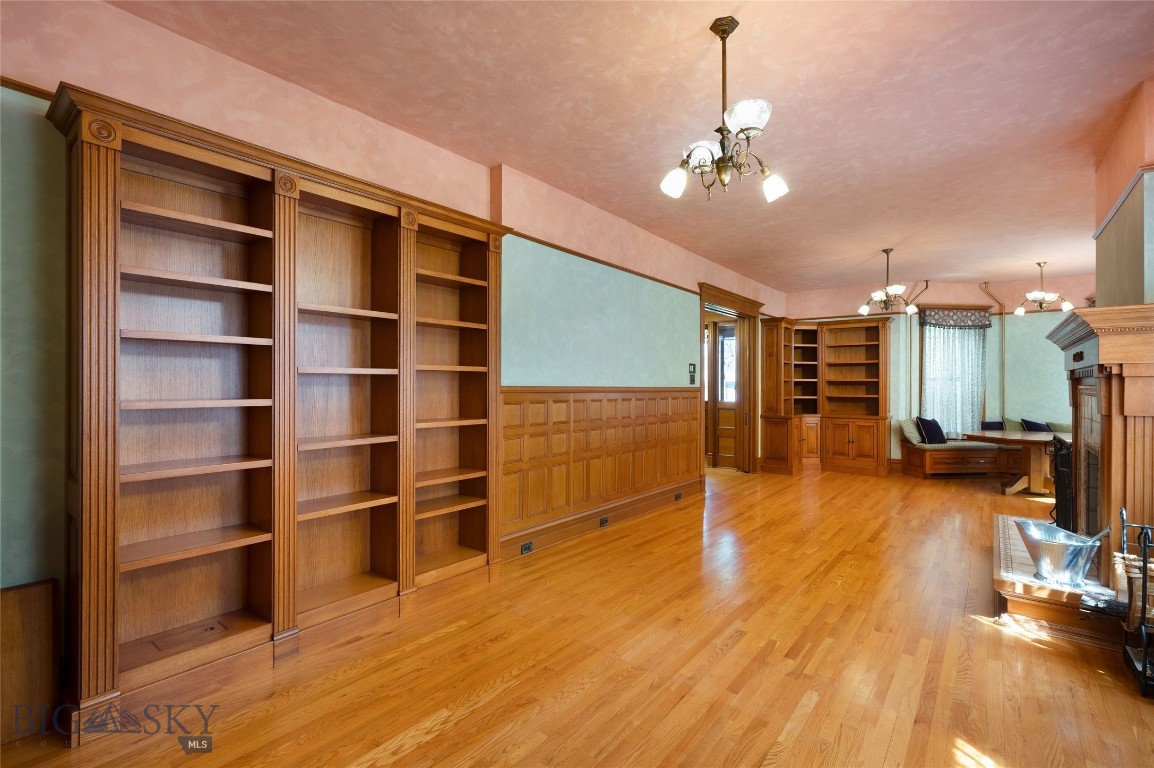 319 S 3rd Avenue Property Photo 9