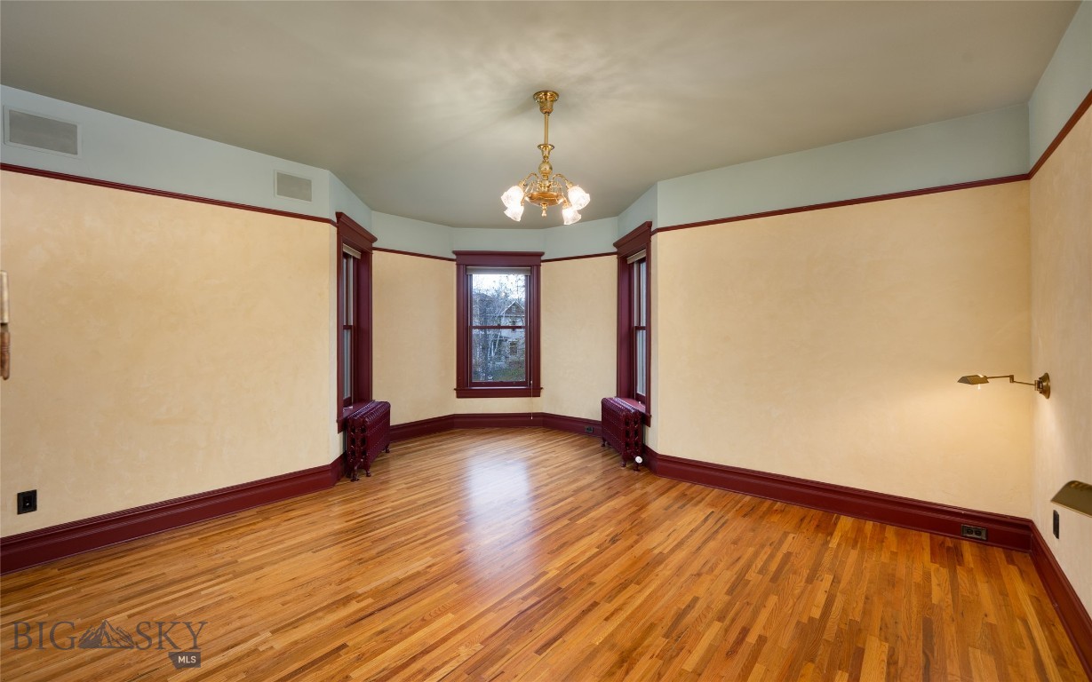 319 S 3rd Avenue Property Photo 16