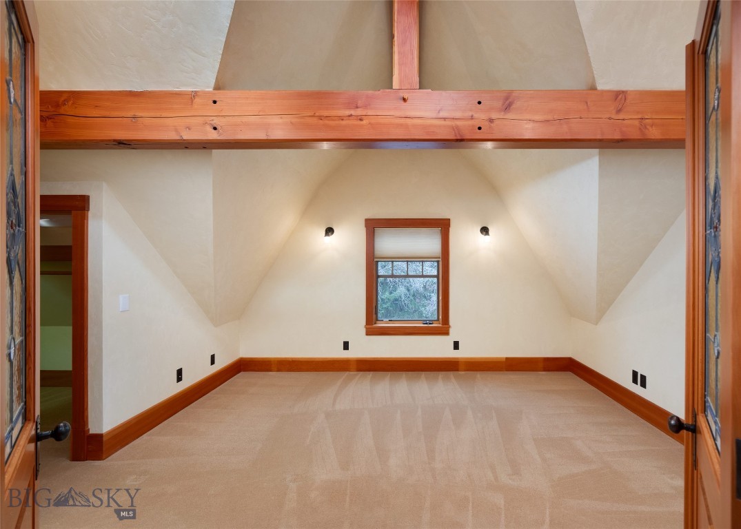 319 S 3rd Avenue Property Photo 27