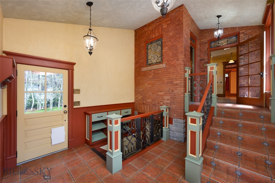 319 S 3rd Avenue Property Photo 29