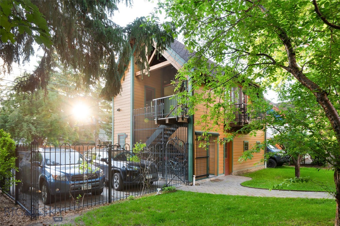 319 S 3rd Avenue Property Photo 41