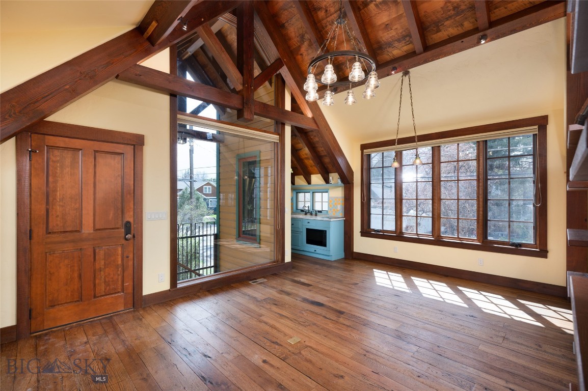 319 S 3rd Avenue Property Photo 43