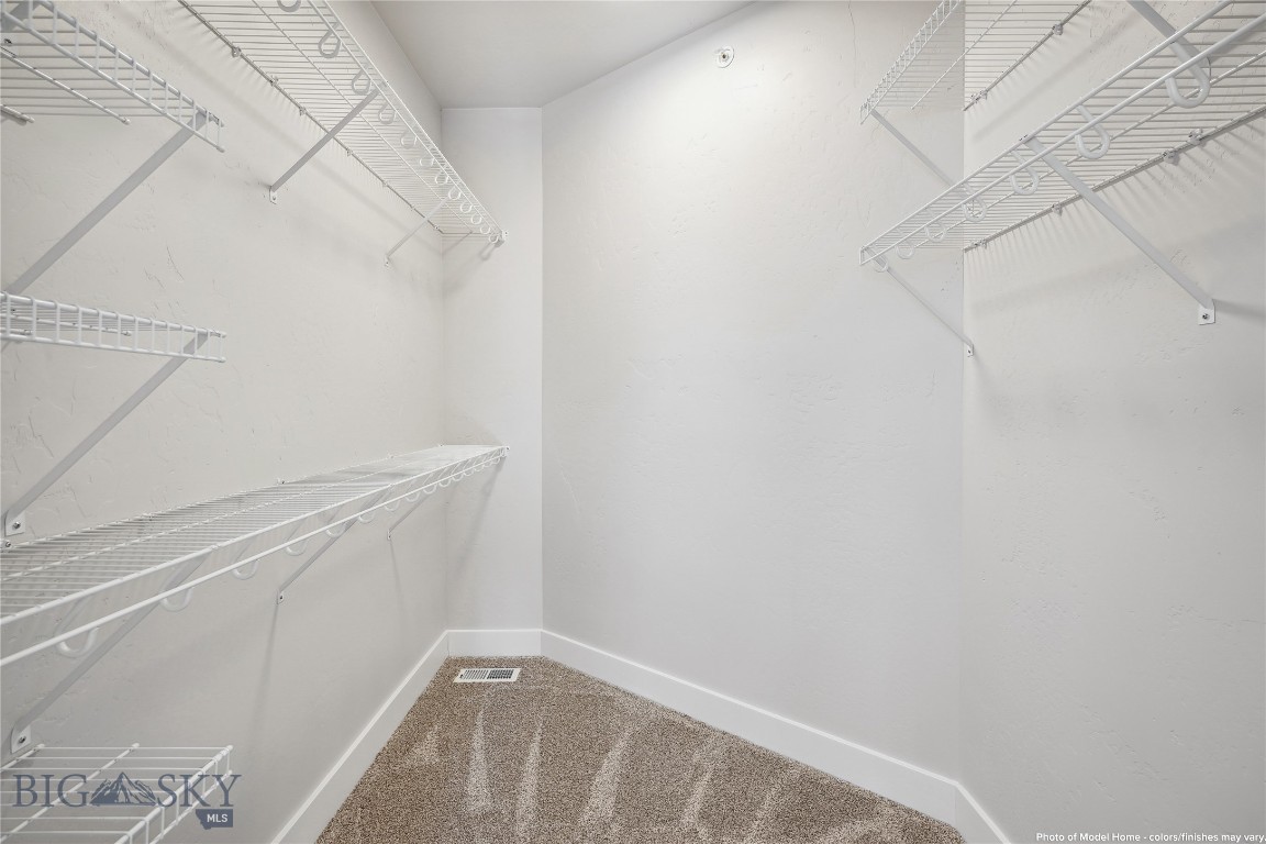 23 Stoney Brook Drive B Property Photo 14