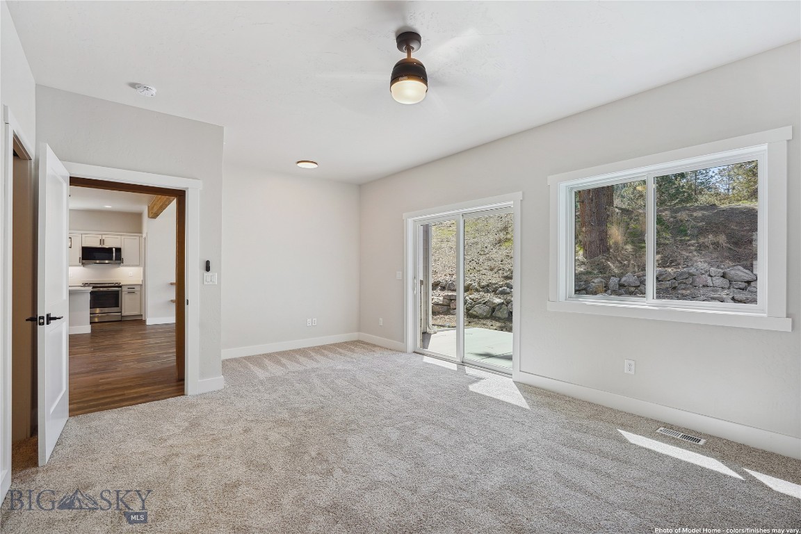 23 Stoney Brook Drive B Property Photo 15