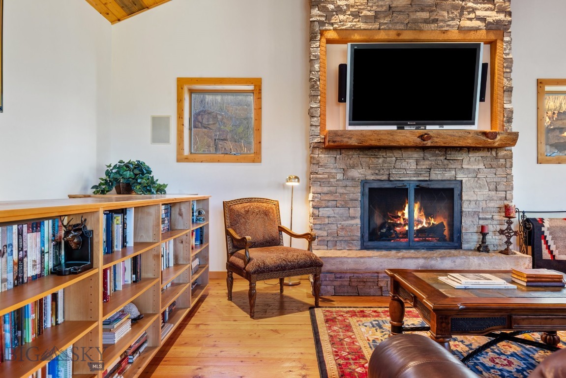 2555 Little Coyote Road Property Photo 27