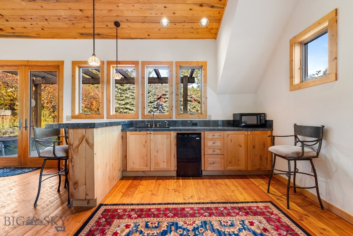 2555 Little Coyote Road Property Photo 28