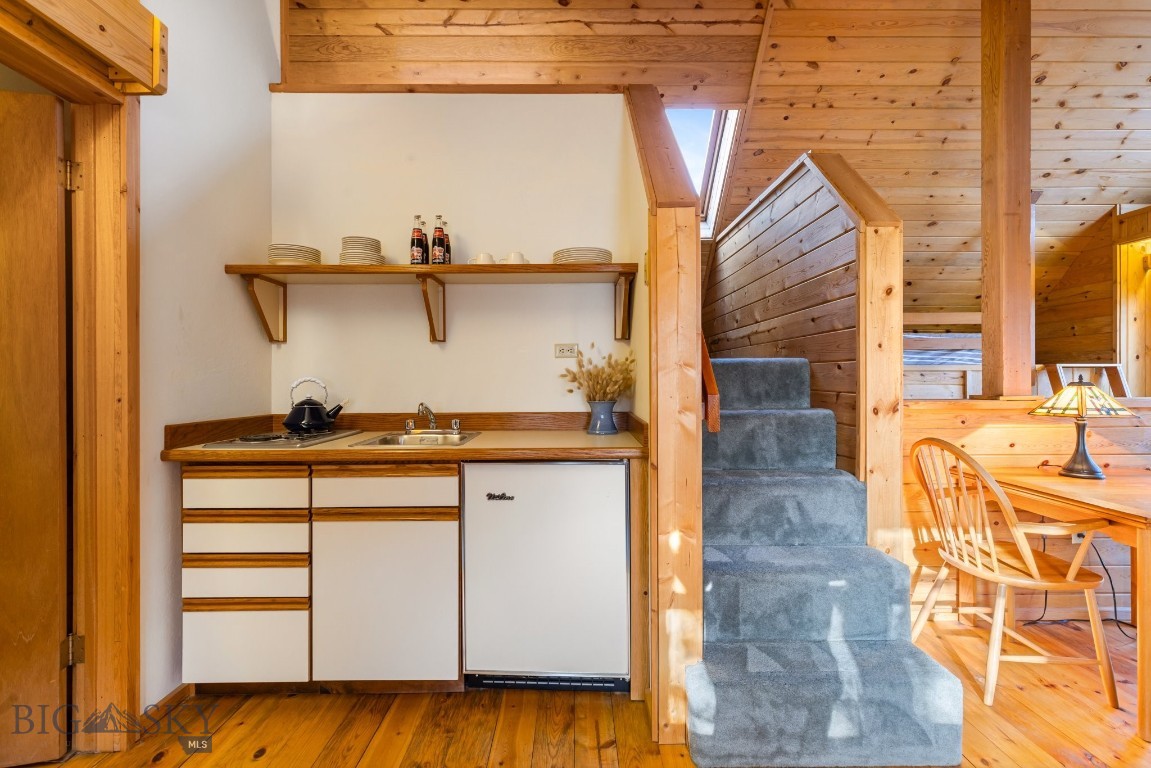 2555 Little Coyote Road Property Photo 36