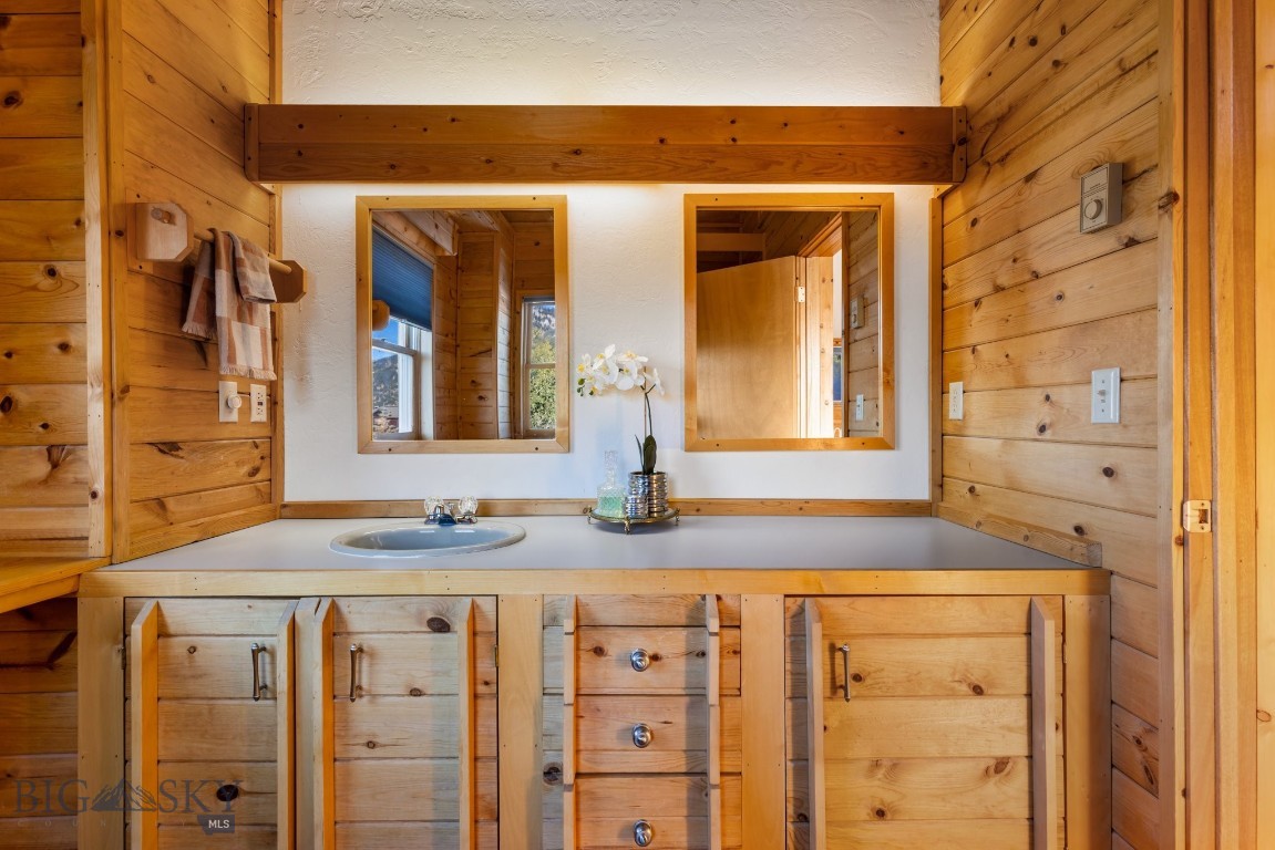 2555 Little Coyote Road Property Photo 53