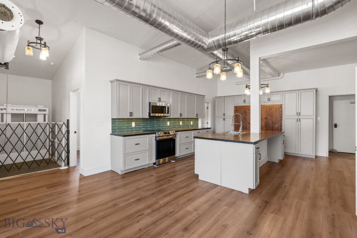 48 Market Place Property Photo 27