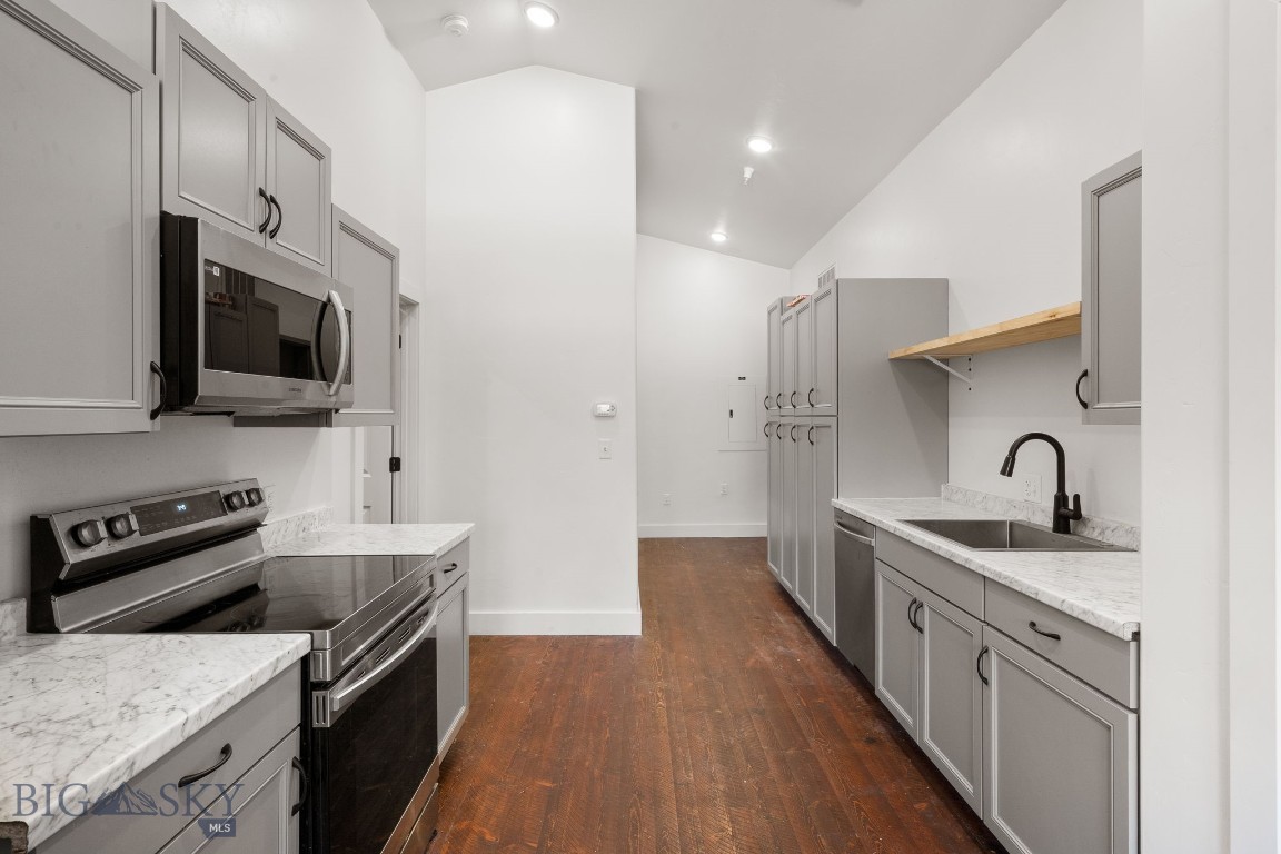 48 Market Place Property Photo 44