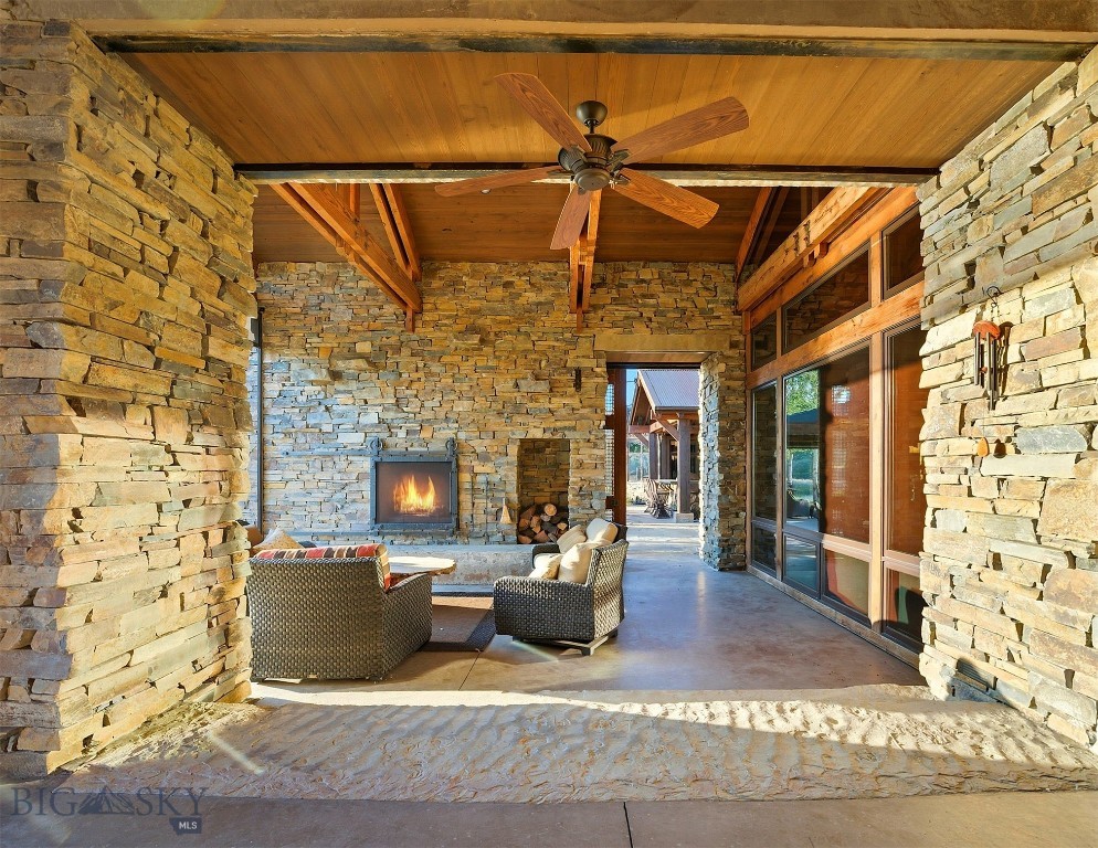 201 Cotton Willow Road Property Photo 14