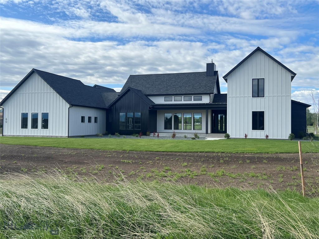 60 Mcgoo Way Property Photo 1
