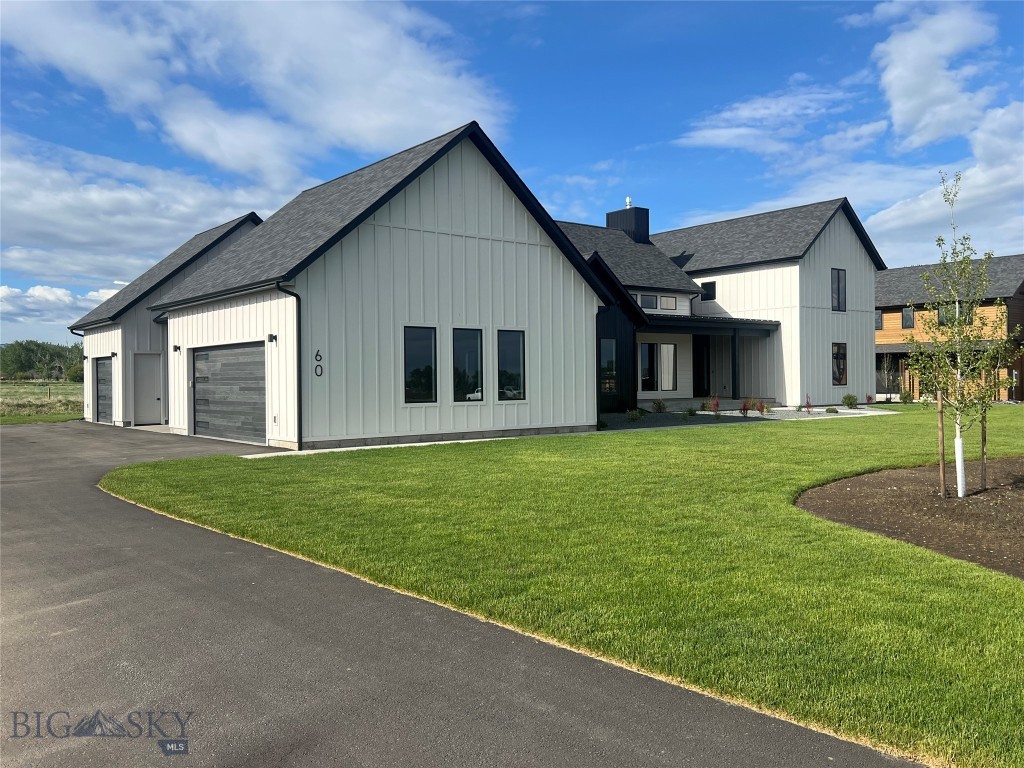 60 Mcgoo Way Property Photo 3