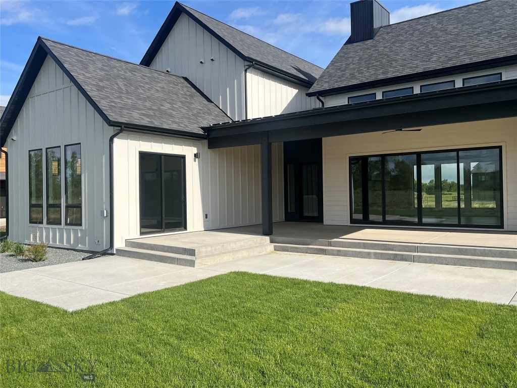 60 Mcgoo Way Property Photo 10