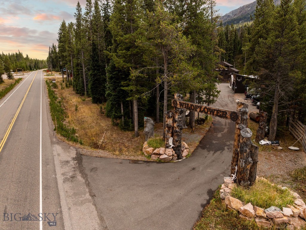 708 Us Highway 212 W Property Photo 8