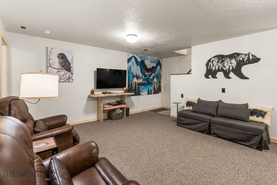 708 Us Highway 212 W Property Photo 31