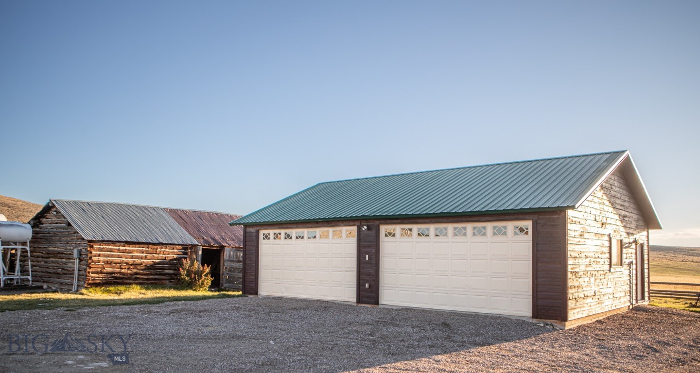 3007 Coyote Creek Property Photo 33