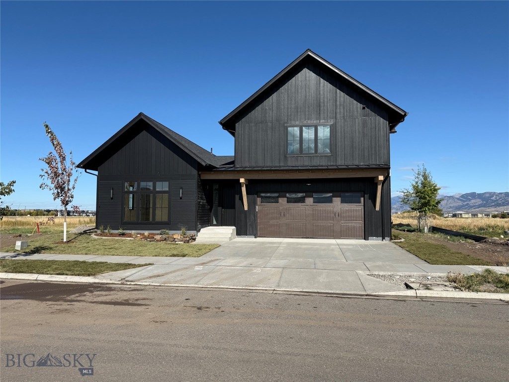 1605 Cambridge Drive Property Photo 1