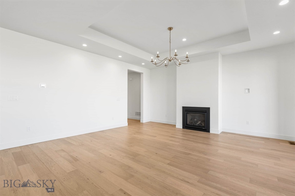 1605 Cambridge Drive Property Photo 7