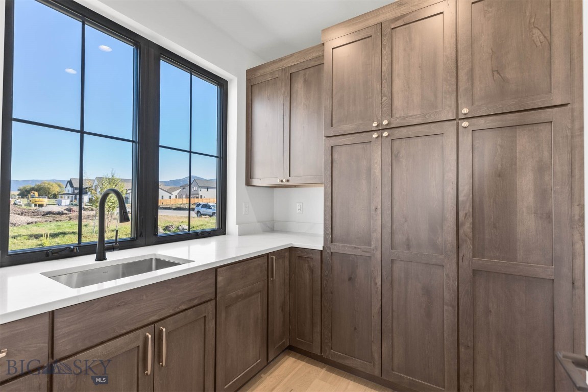 1605 Cambridge Drive Property Photo 16