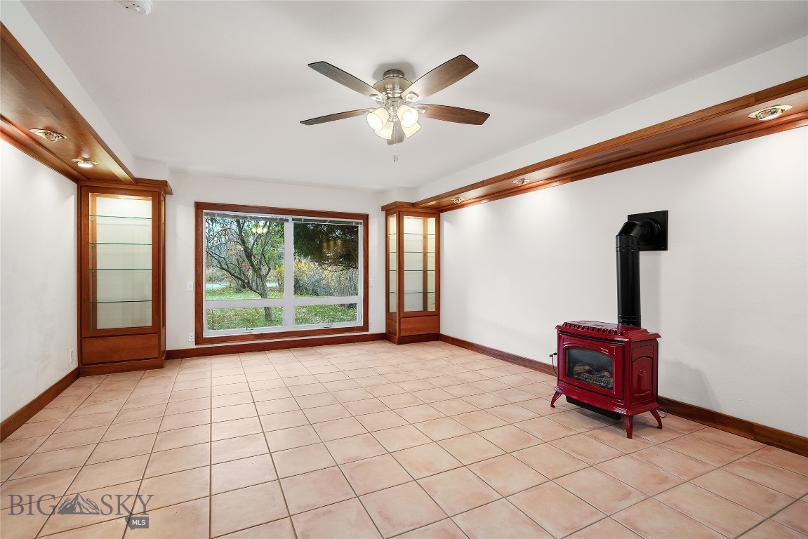 405 Ice Pond Property Photo 21