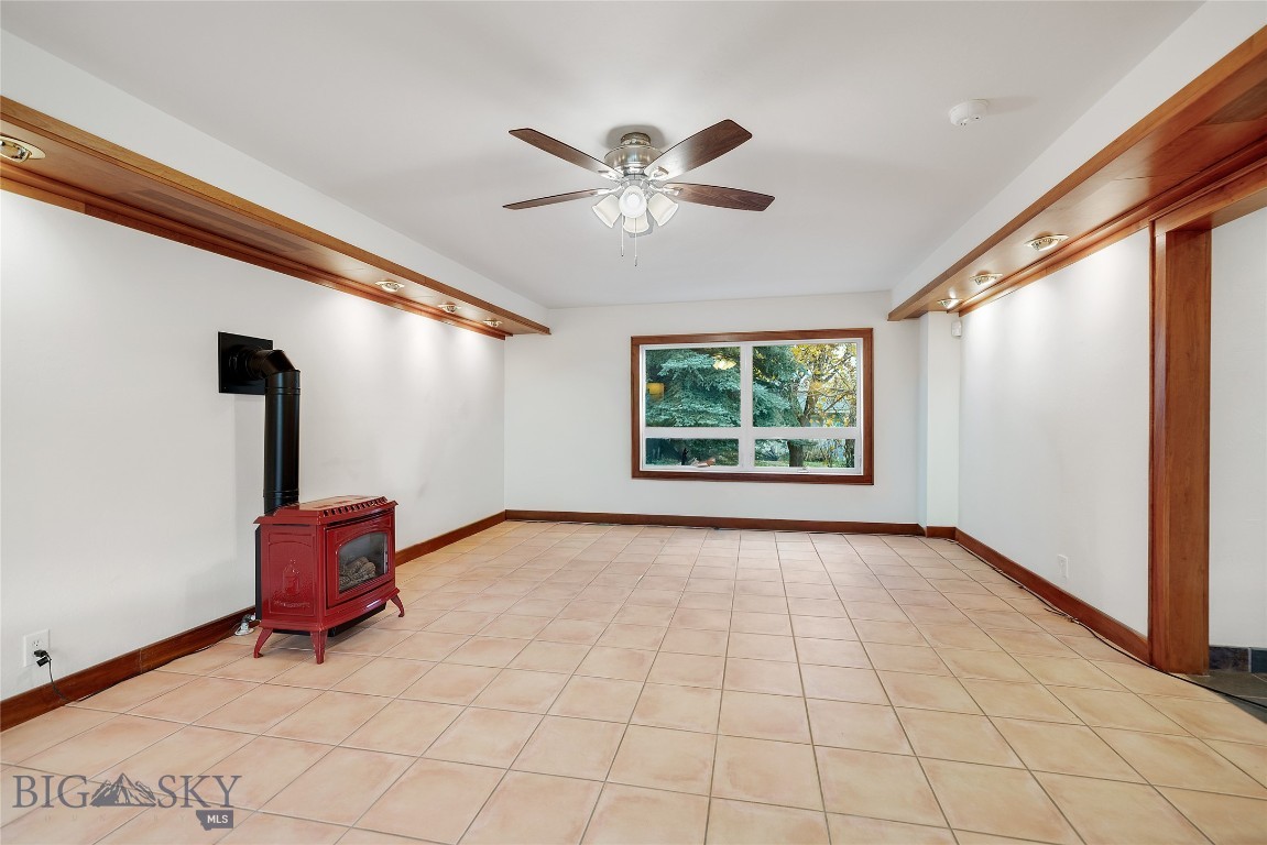 405 Ice Pond Property Photo 24