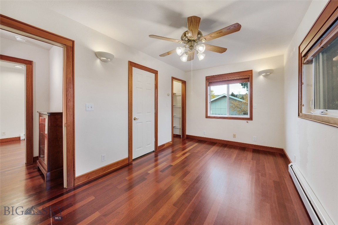 405 Ice Pond Property Photo 44