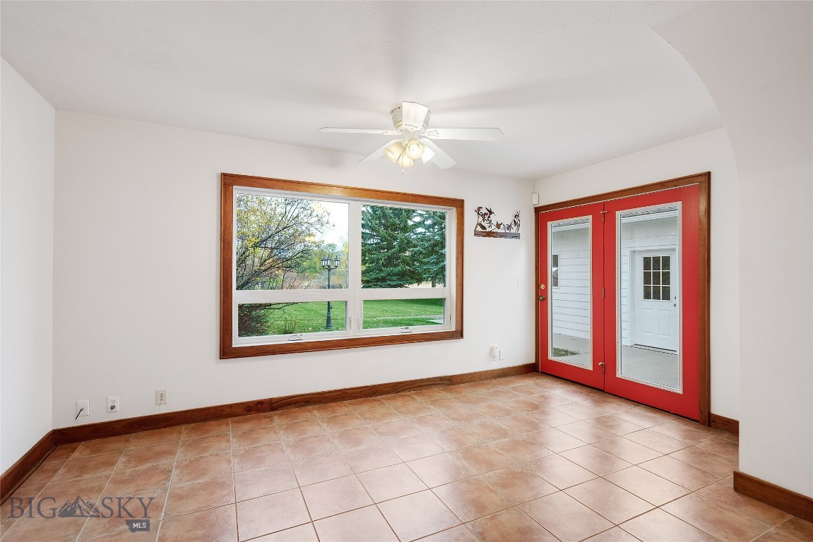 405 Ice Pond Property Photo 59