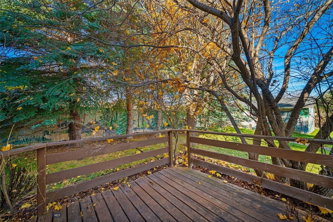 405 Ice Pond Property Photo 73