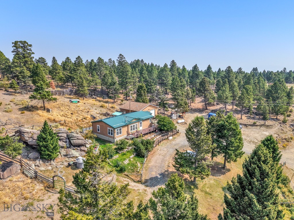 136 Lost Moose Bend Road Property Photo 1