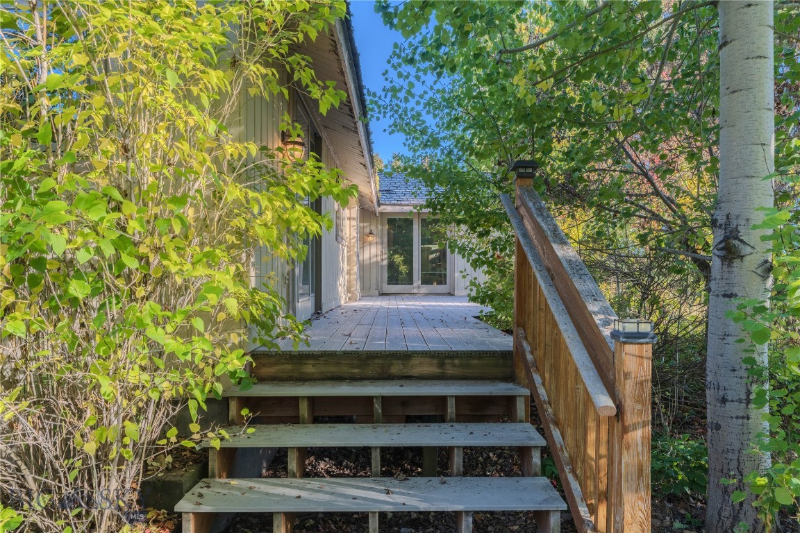 170 Loop Lane Property Photo 22